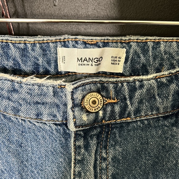 Mango‎ Poppy Floral Embroidered  Relaxed Fit Mid Rise Denim. Size 10 - Picture 4 of 9